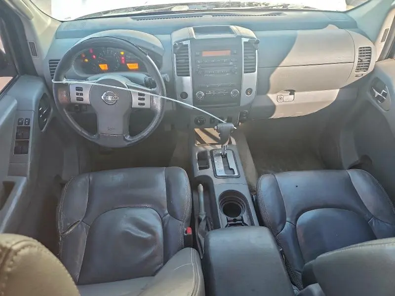 2011 NISSAN FRONTIER S  