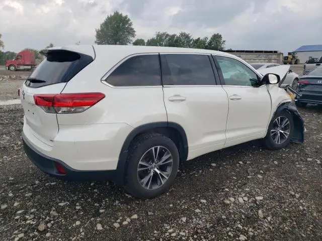 2018 TOYOTA HIGHLANDER LE  