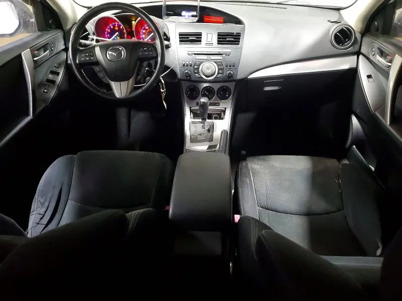 2011 MAZDA 3 S  
