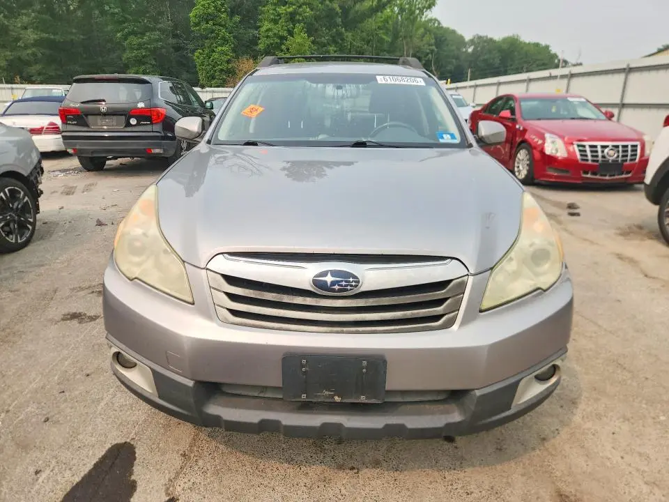 2010 SUBARU OUTBACK 2.5I PREMIUM  