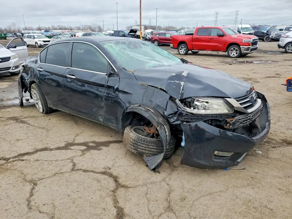 2013 HONDA ACCORD TOURING  