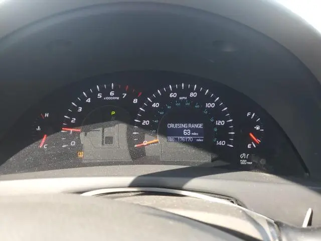 2011 TOYOTA CAMRY BASE  