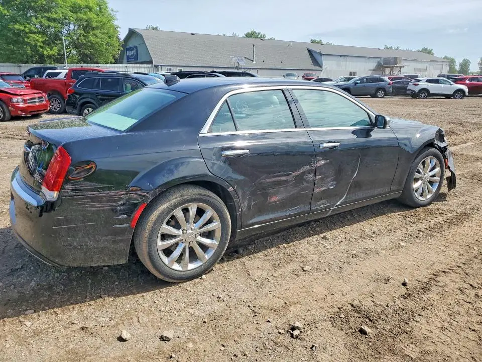 2016 CHRYSLER 300C   