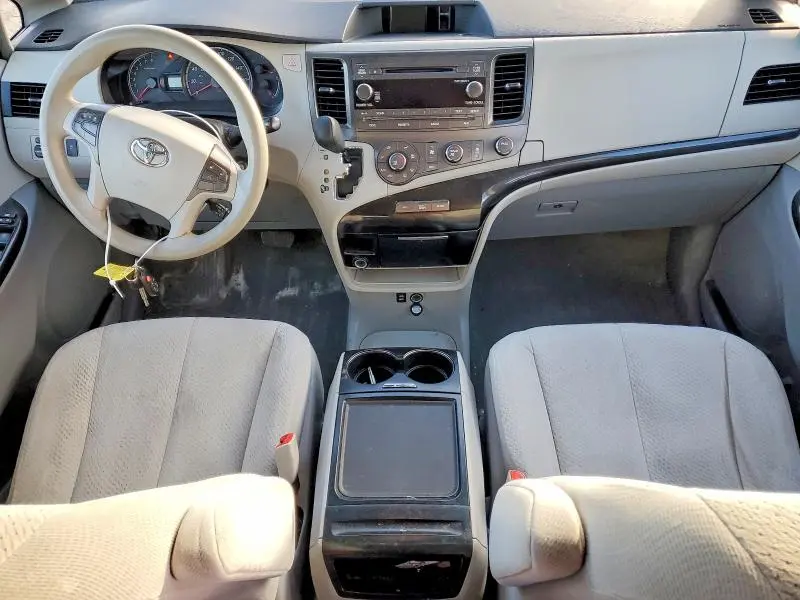 2012 TOYOTA SIENNA LE 7-PASSENGER  