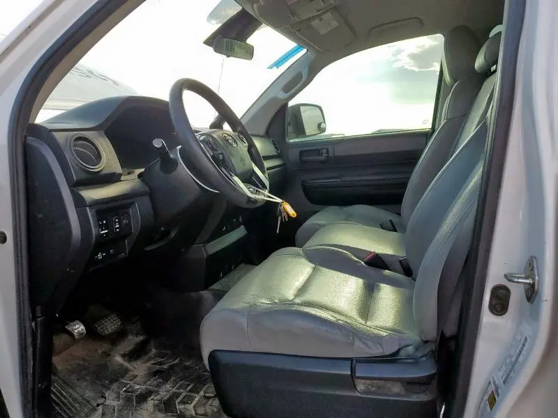 2018 TOYOTA TUNDRA DOUBLE CAB SR  