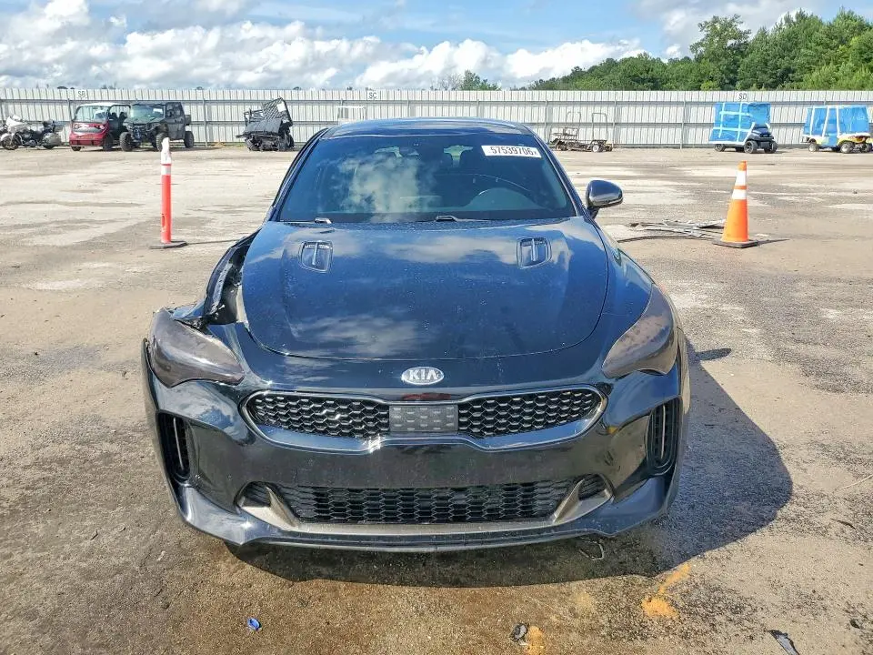 2019 KIA STINGER GT1  