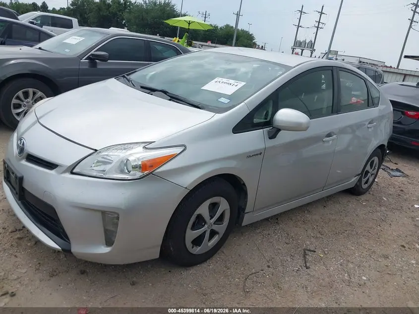 2013 TOYOTA PRIUS TWO