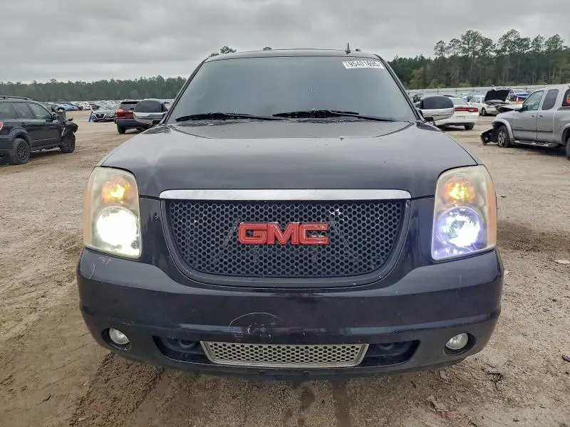 2011 GMC YUKON XL DENALI  