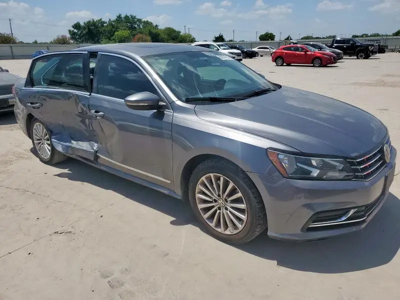 2016 VOLKSWAGEN PASSAT SE