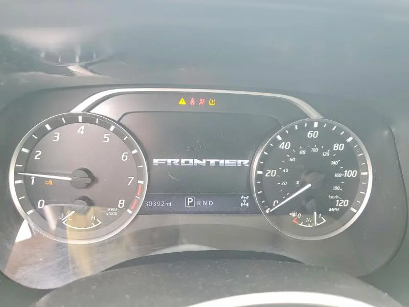 2022 NISSAN FRONTIER S  