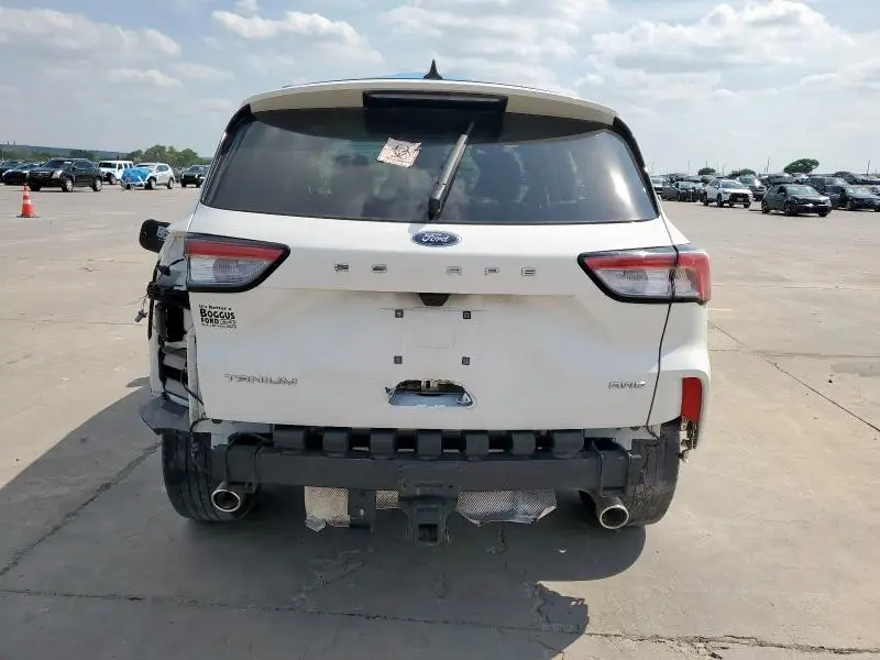 2022 FORD ESCAPE TITANIUM  