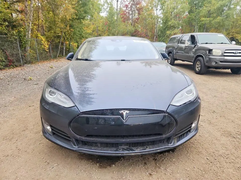 2015 TESLA MODEL S 60  