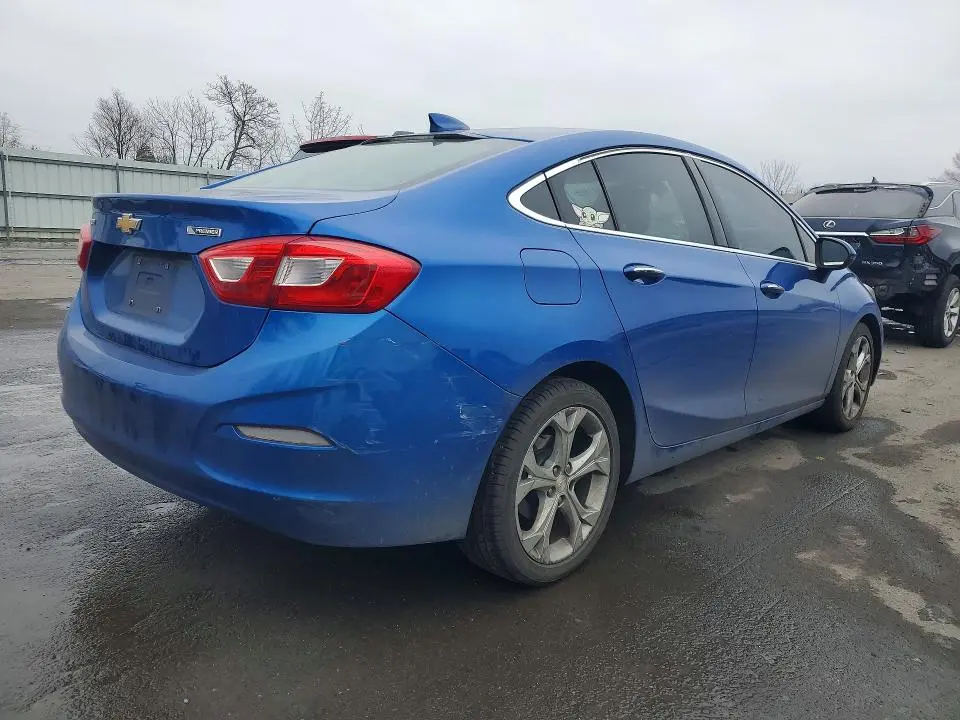 2017 CHEVROLET CRUZE PREMIER  