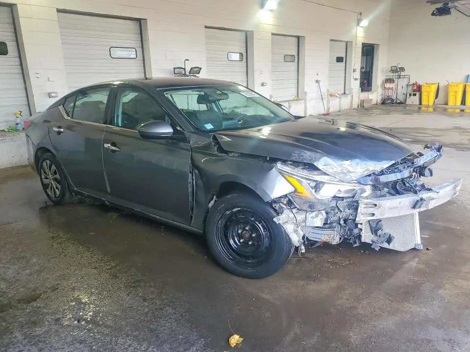 2020 NISSAN ALTIMA S  