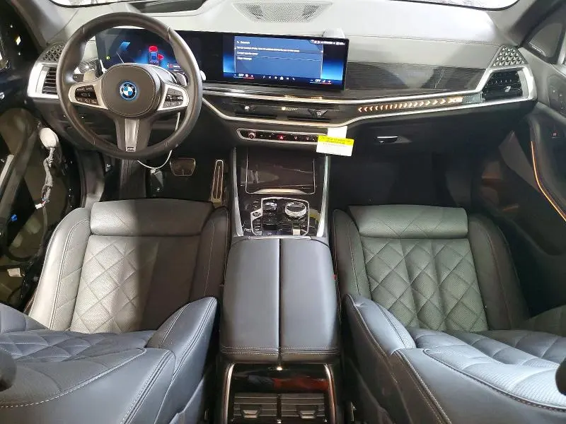 2025 BMW X5 XDRIVE50E  