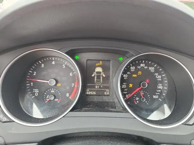 2017 VOLKSWAGEN JETTA SE  