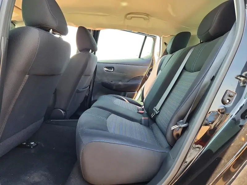 2019 NISSAN LEAF SV PLUS  