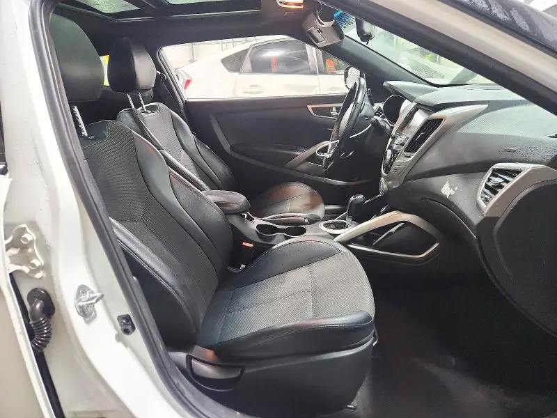 2016 HYUNDAI VELOSTER BASE  
