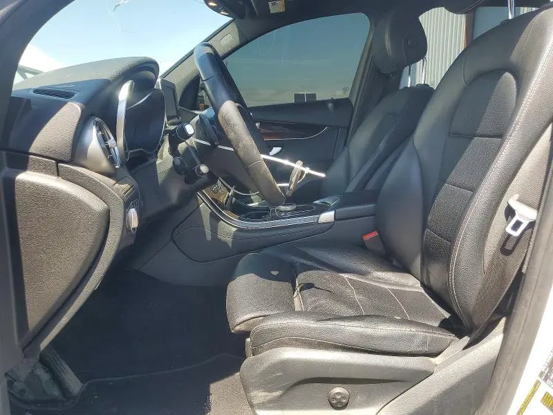 2017 MERCEDES-BENZ GLC 300  