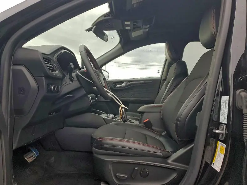 2024 FORD ESCAPE ST LINE  