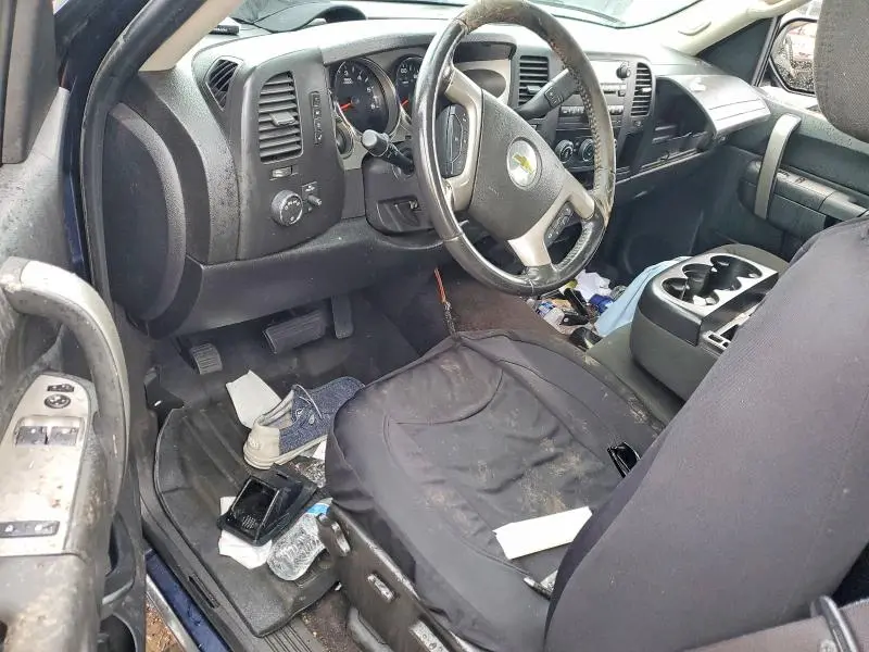 2011 CHEVROLET SILVERADO K1500 LT  
