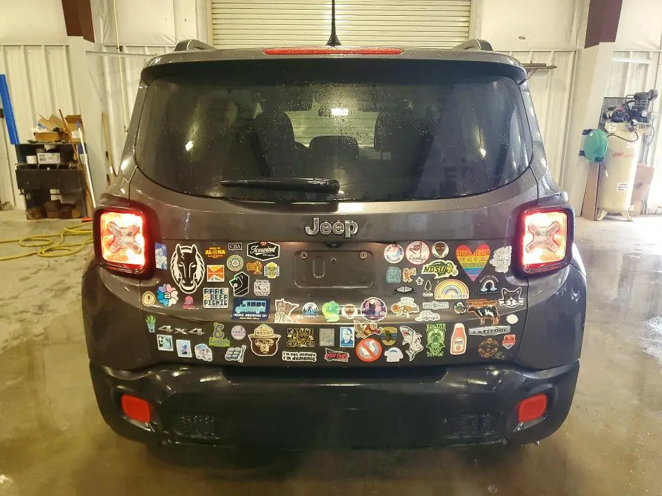 2017 JEEP RENEGADE LATITUDE  