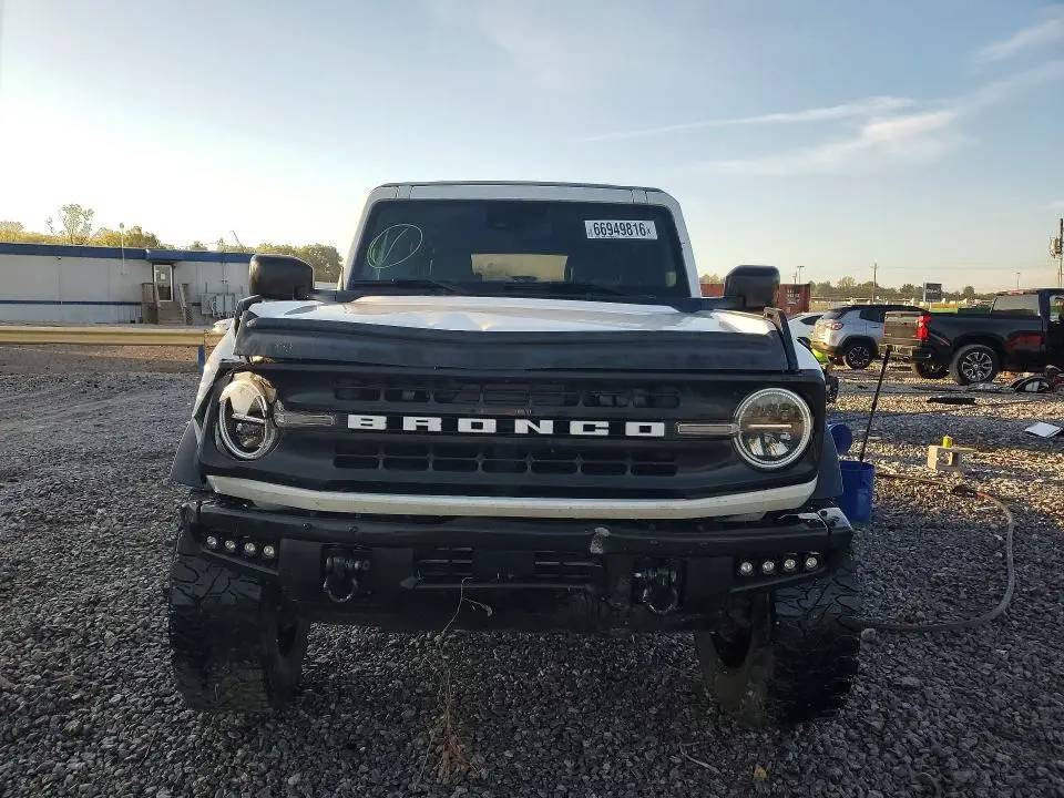 2021 FORD BRONCO BASE  