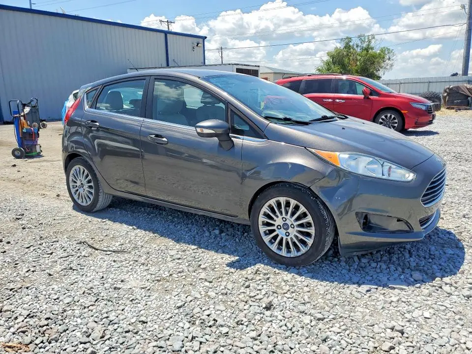 2015 FORD FIESTA TITANIUM  
