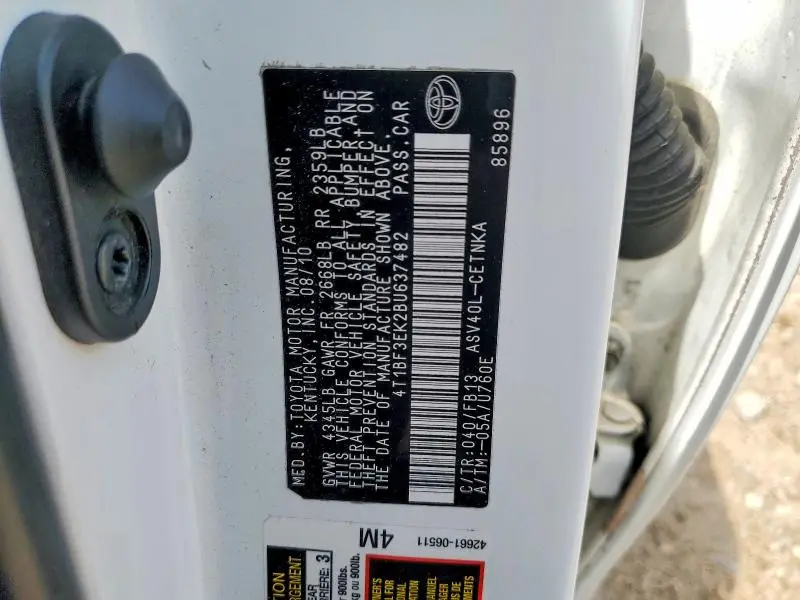 2011 TOYOTA CAMRY LE  