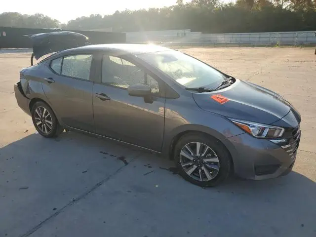2023 NISSAN VERSA SV  