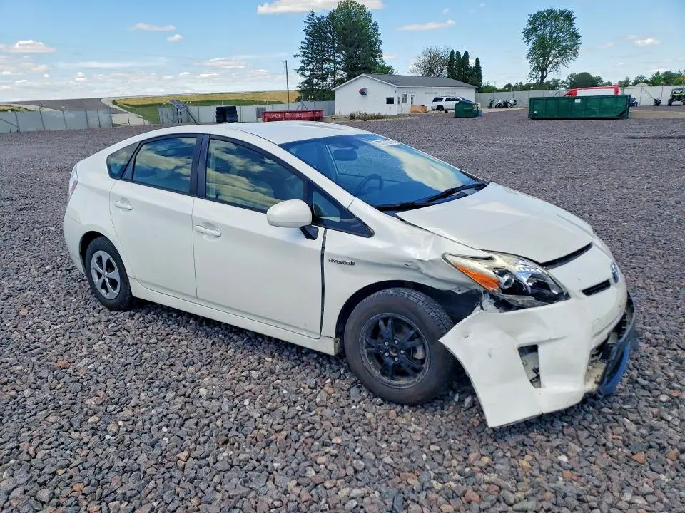2014 TOYOTA PRIUS FOUR  