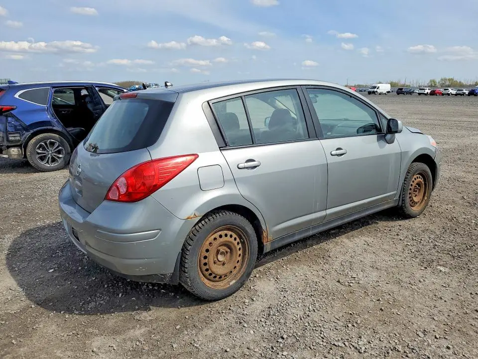 2010 NISSAN VERSA 1.8 S  