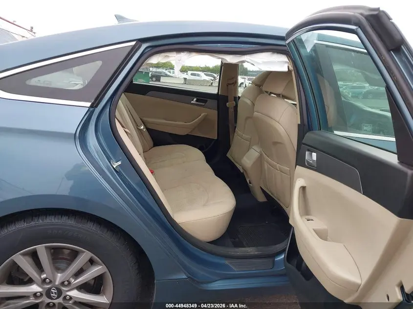 2015 HYUNDAI SONATA SE