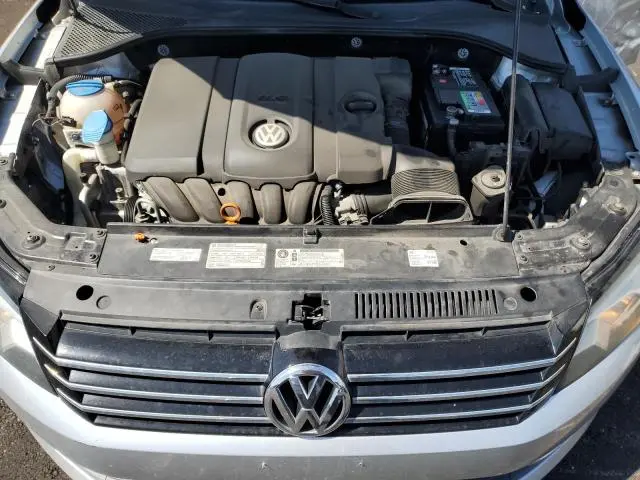 2012 VOLKSWAGEN PASSAT SE  