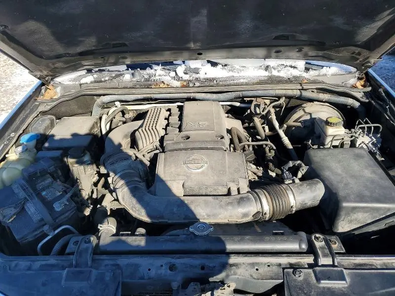 2011 NISSAN PATHFINDER S  