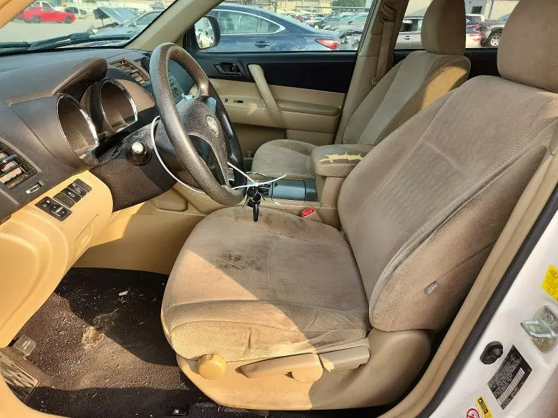 2011 TOYOTA HIGHLANDER BASE  
