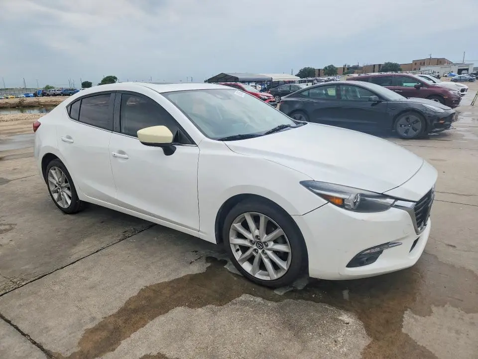 2017 MAZDA 3 GRAND TOURING  