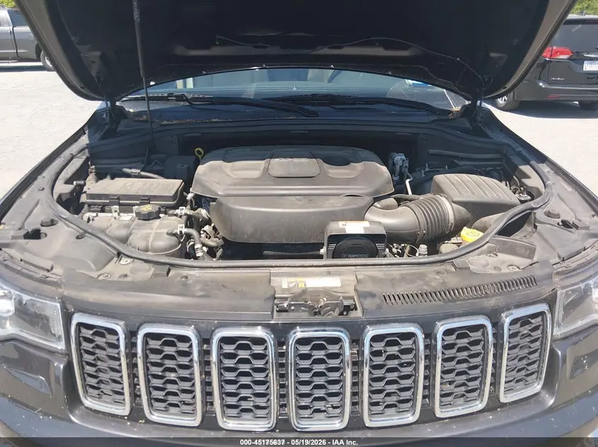 2019 JEEP GRAND CHEROKEE LAREDO E 4X4