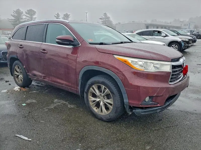 2014 TOYOTA HIGHLANDER XLE  
