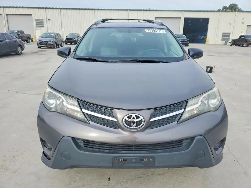 2013 TOYOTA RAV4 LE  
