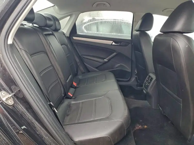 2020 VOLKSWAGEN PASSAT SE  