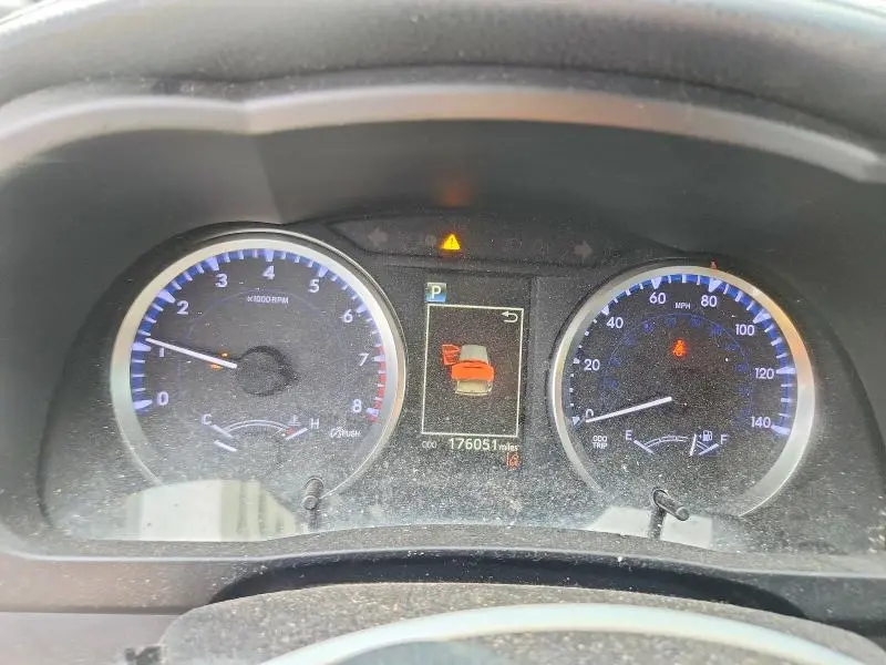 2018 TOYOTA HIGHLANDER LE  