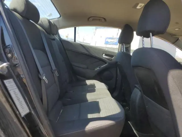 2017 KIA FORTE LX  