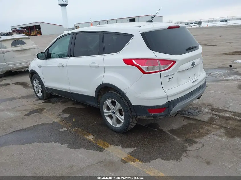 2016 FORD ESCAPE SE