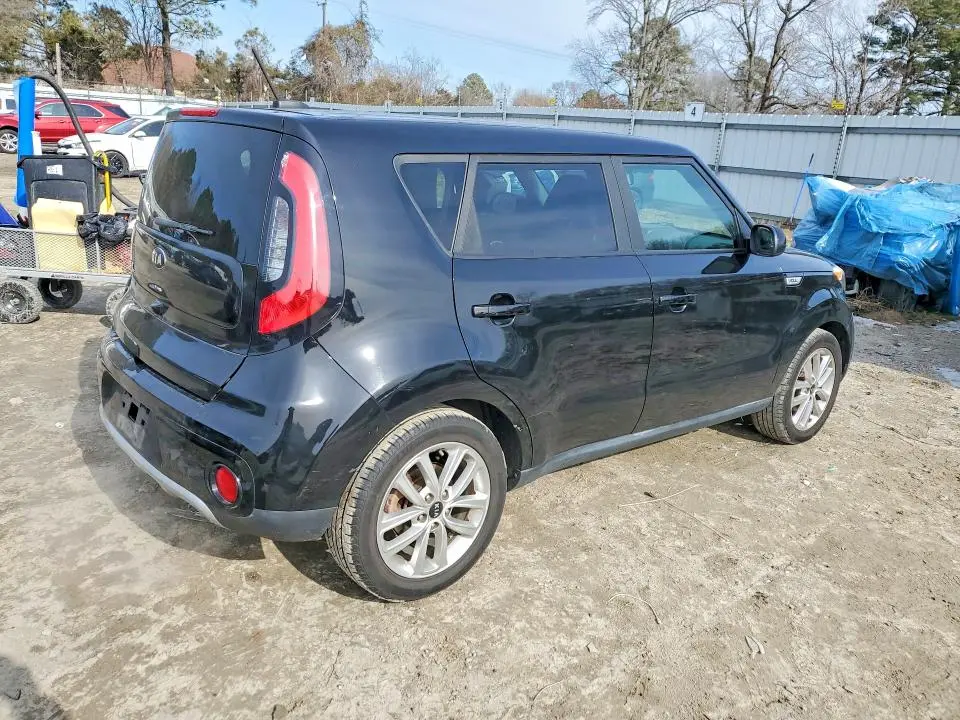 2017 KIA SOUL +  