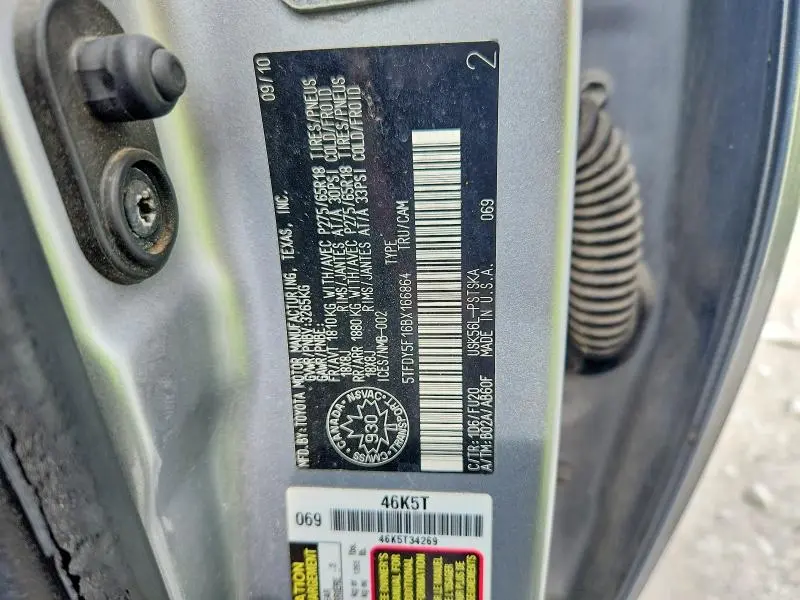 2011 TOYOTA TUNDRA CREWMAX SR5  