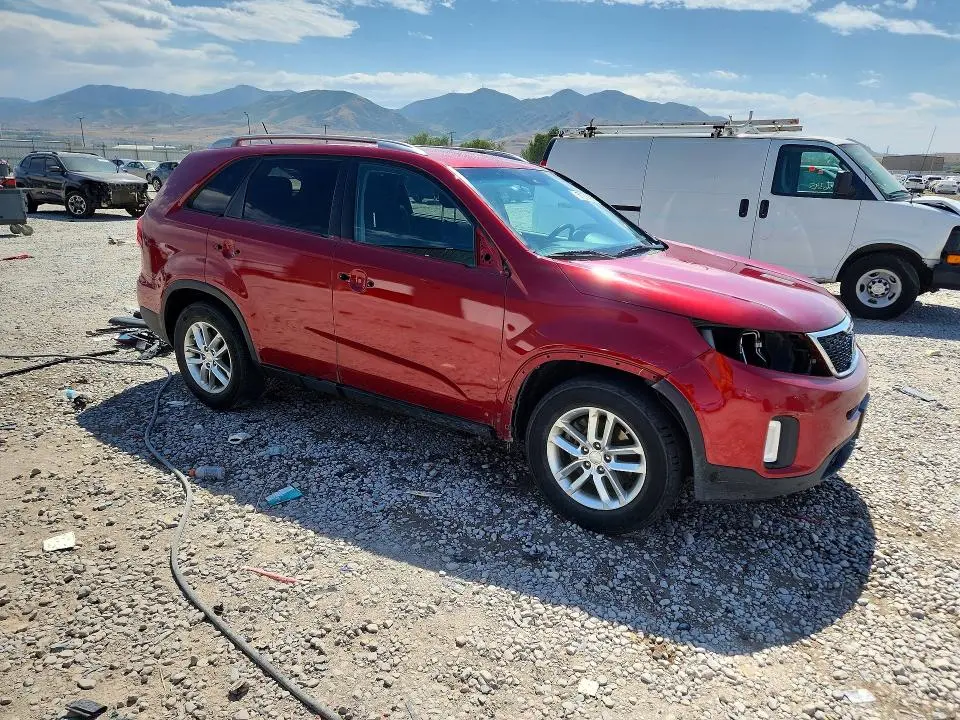 2015 KIA SORENTO LX  