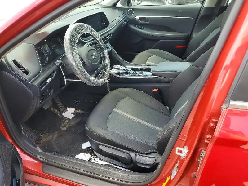 2021 HYUNDAI SONATA SE  