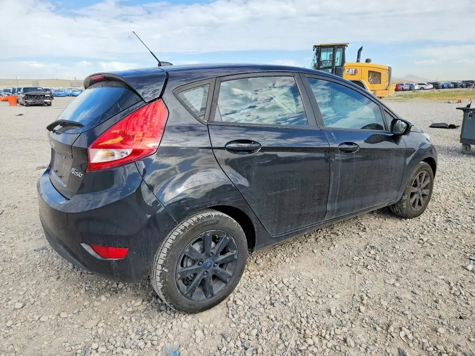 2013 FORD FIESTA SE  