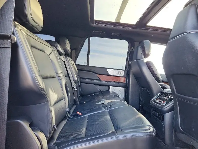 2021 LINCOLN NAVIGATOR L RESERVE  